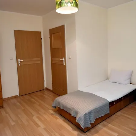 Paleo Standard Holiday park *